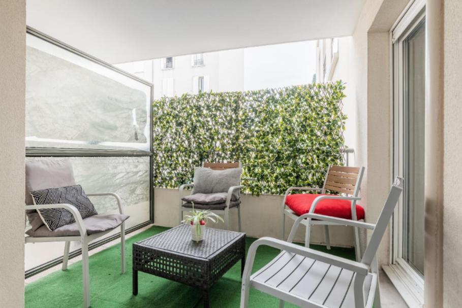 Appartement Spacieux Avec Terrasse Pres De Paris Et Du Stade De France Saint-Denis  Exterior photo