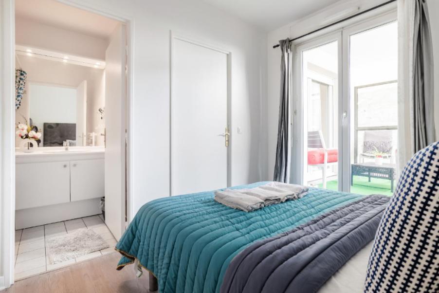 Appartement Spacieux Avec Terrasse Pres De Paris Et Du Stade De France Saint-Denis  Exterior photo